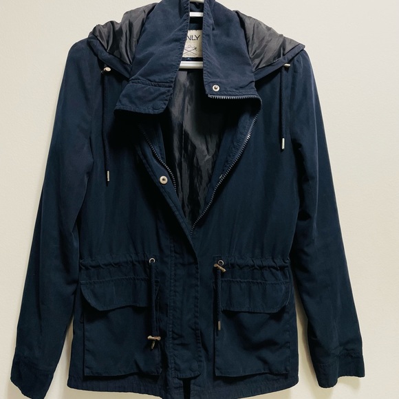 ONLY spring/ light rain jacket. Size S - Picture 1 of 2